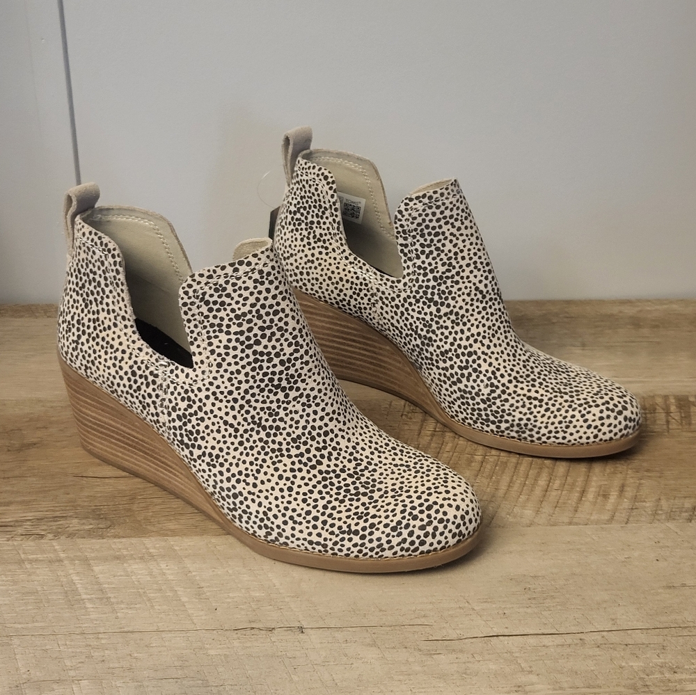 TOMS Kallie Wedge Boot